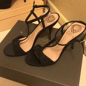 Vince camuto high heel shoe women’s size 6,5 new